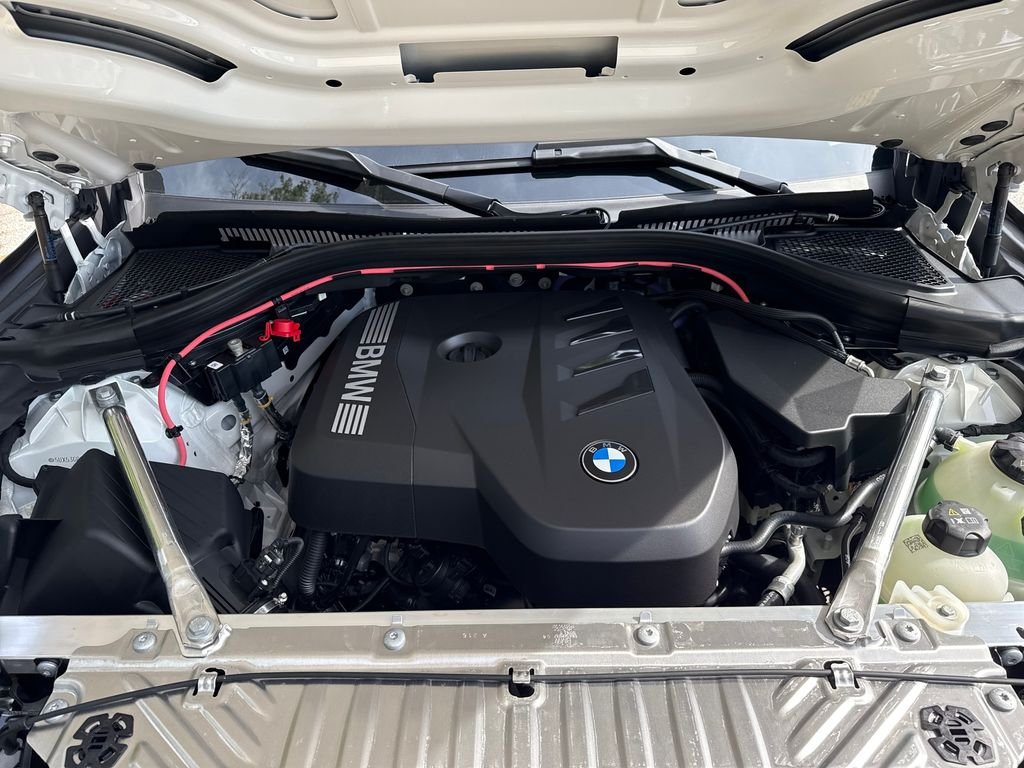 New 2026 White BMW 30 xDrive image 30