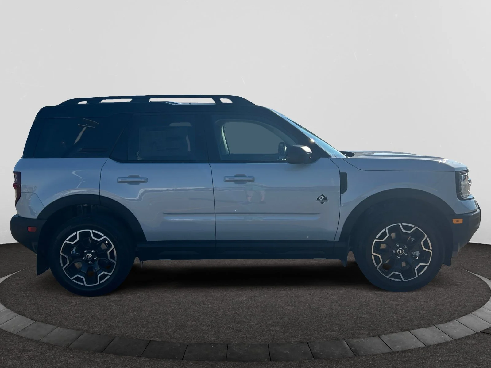 New 2026 Space White Metallic Ford Outer Banks image 6