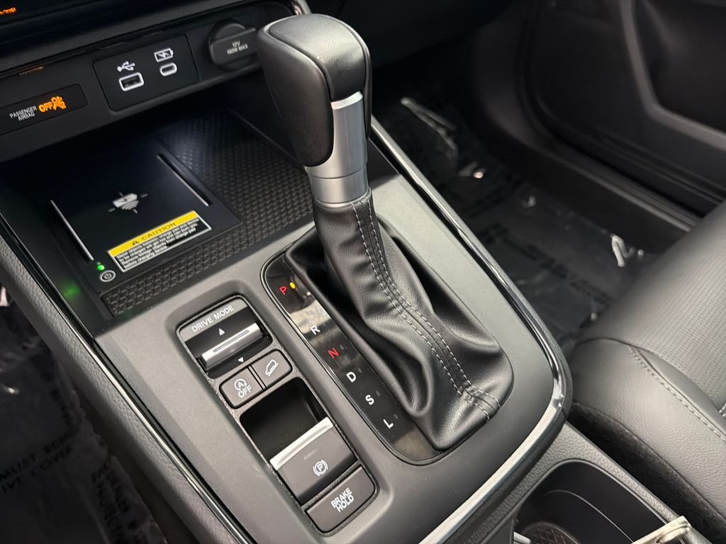 Used 2024  Honda EX-L image 22