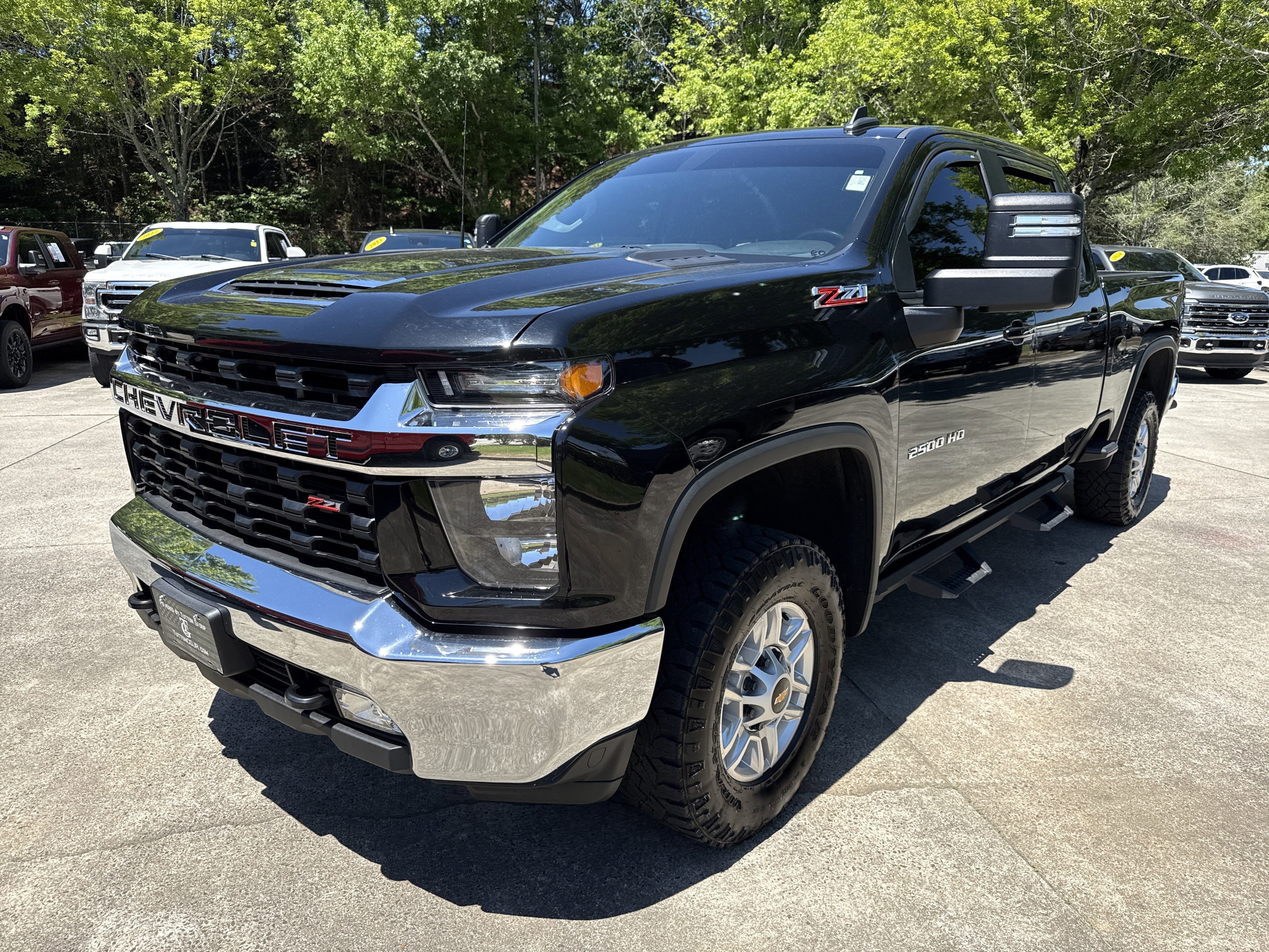 Used 2022 Black Chevrolet LT image 3