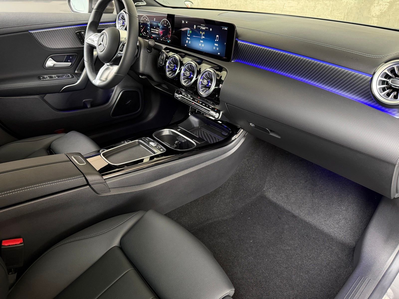 New 2026 Mountain Grey Metallic Mercedes-Benz CLA 250 image 13