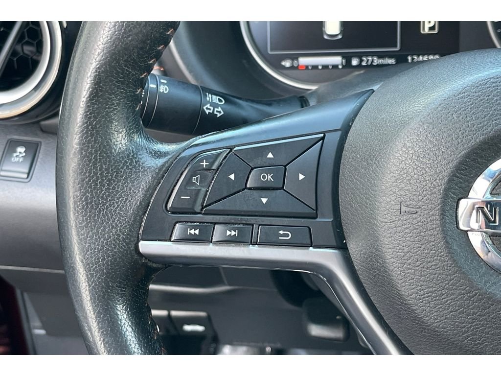 Used 2018 Cayenne Red/Super Black Nissan SR image 35