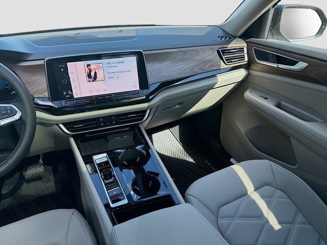 2026 Volkswagen Atlas SE w/Tech - Photo 19