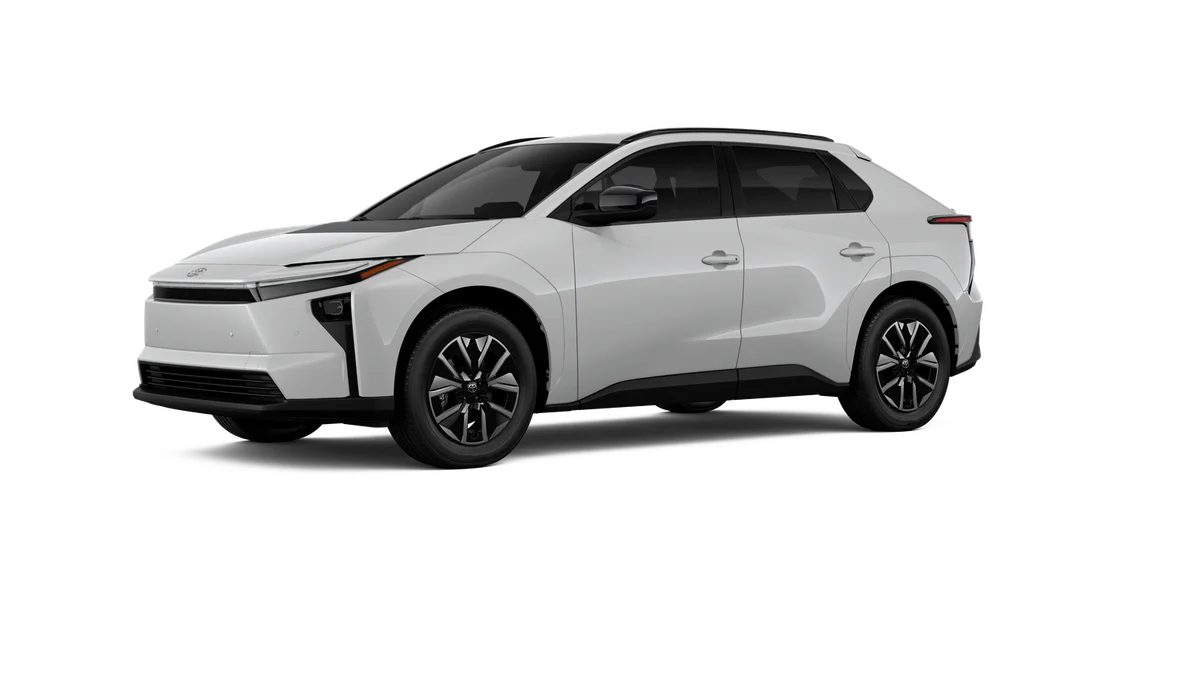 New 2026 Wind Chill Pearl Toyota XLE image 24