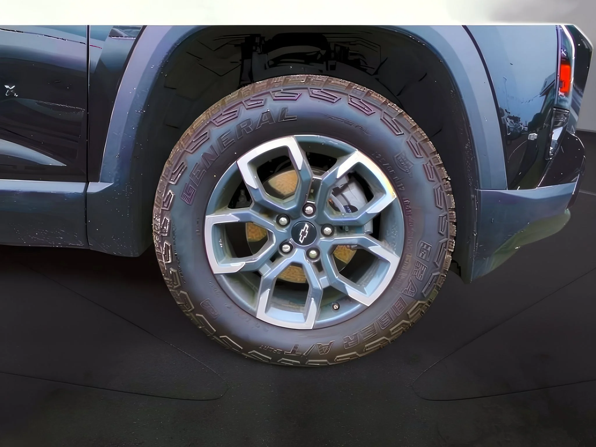 2025 Chevrolet Equinox ACTIV - Photo 10