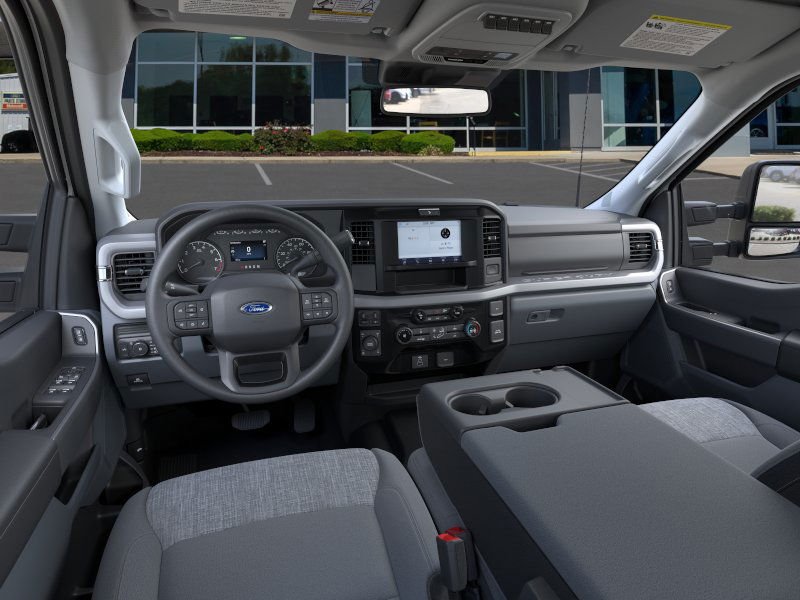 2026 Ford F-350 Super Duty XLT - Photo 9