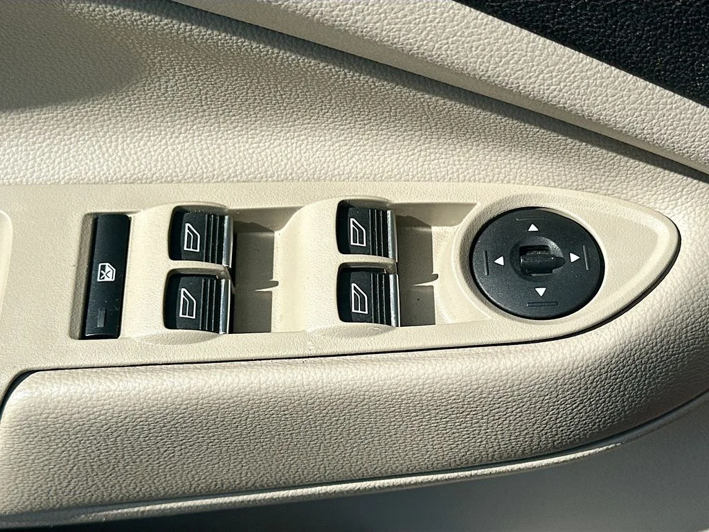 Used 2019 Red Ford Titanium image 18