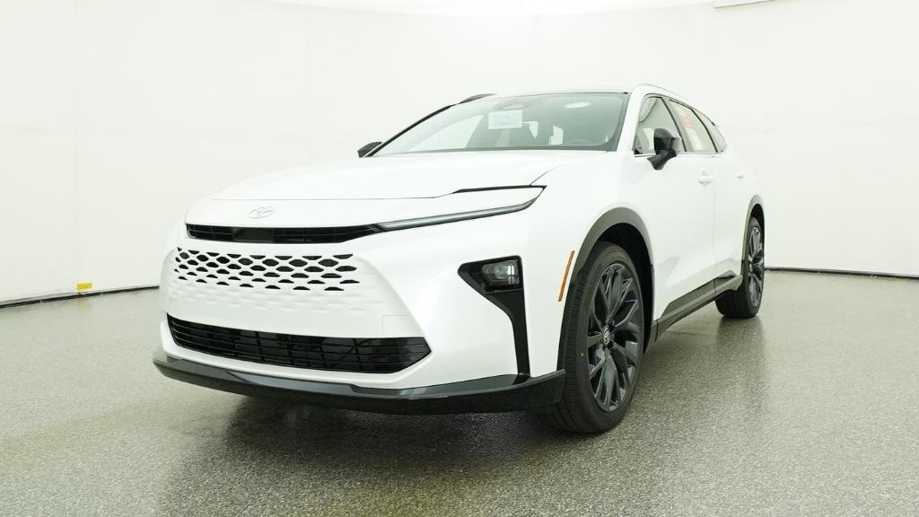 New 2026 Oxygen White Toyota Limited image 11