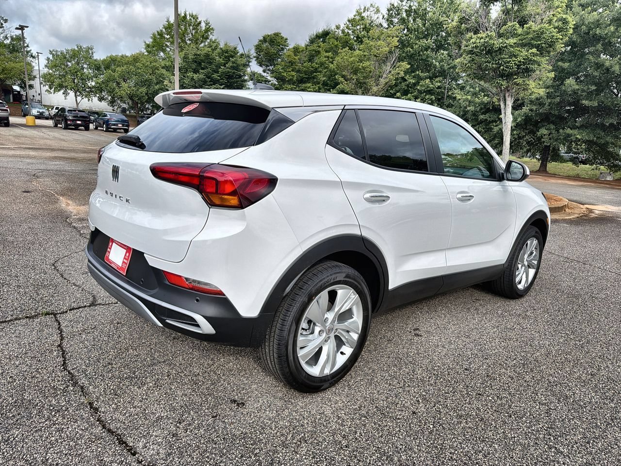 New 2026 Summit White Buick Preferred image 8