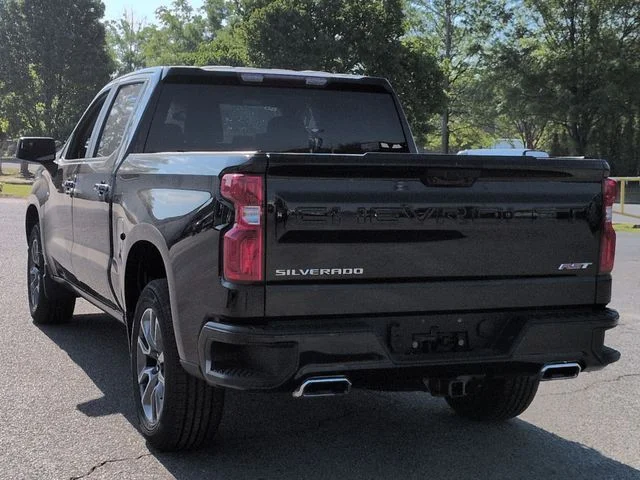 Used 2023 Black Chevrolet RST image 5