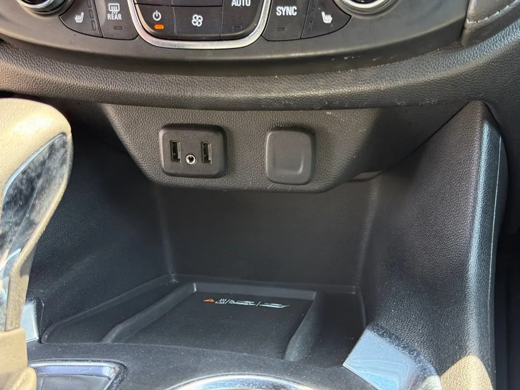 Used 2023 Sterling Gray Metallic Chevrolet LT Cloth image 30