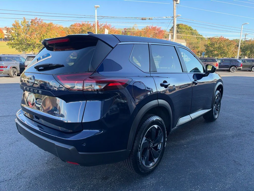 Used 2025 Blue Nissan SV image 8