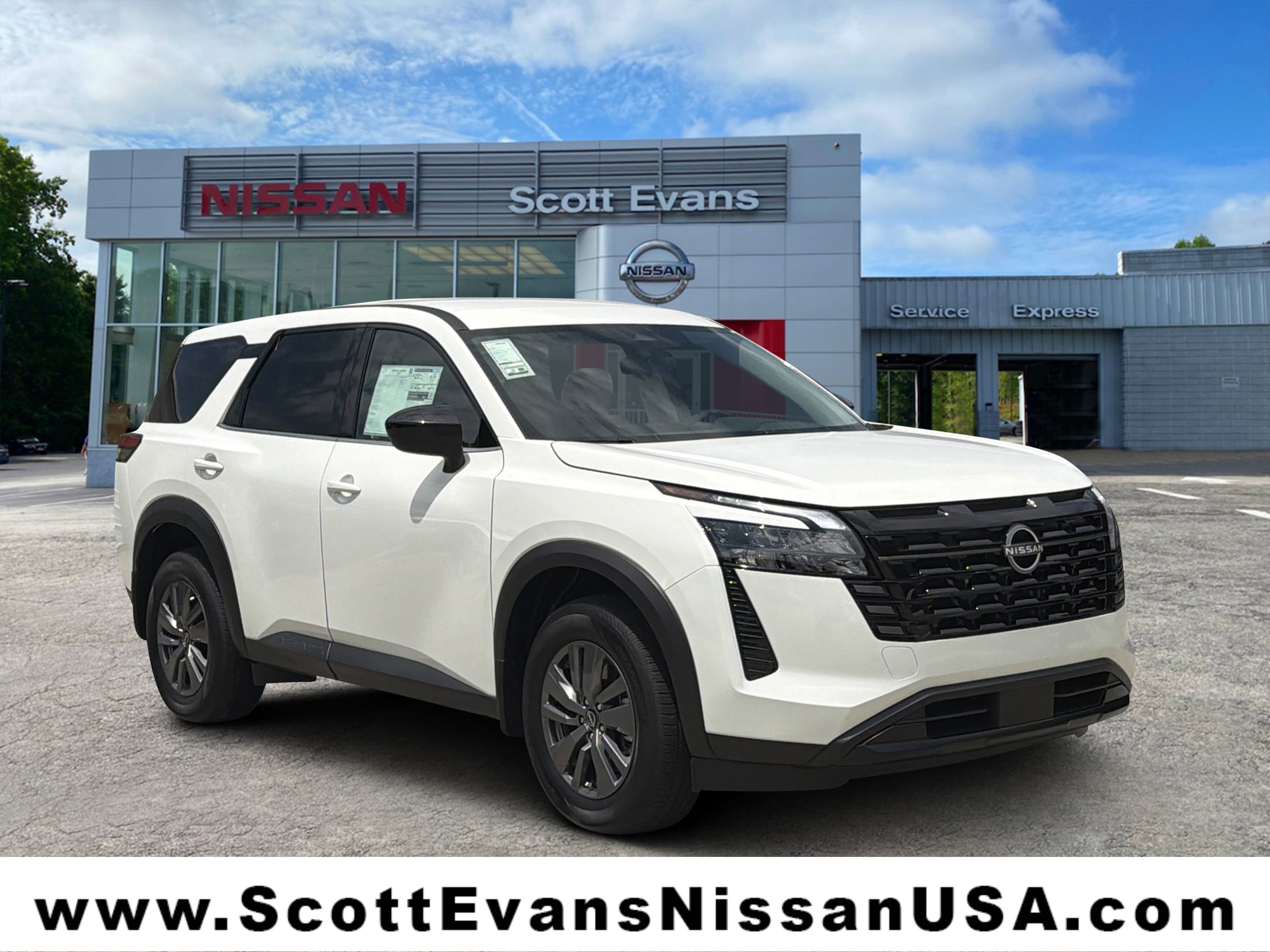 2026 Nissan Pathfinder S 2WD's photo