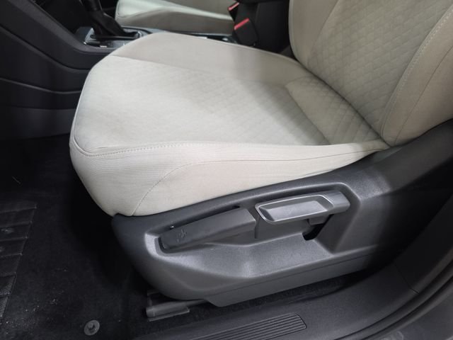 Used 2019 Platinum Gray Metallic Volkswagen 2.0T S image 29