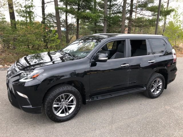 Used 2020 Black Lexus 460 image 37