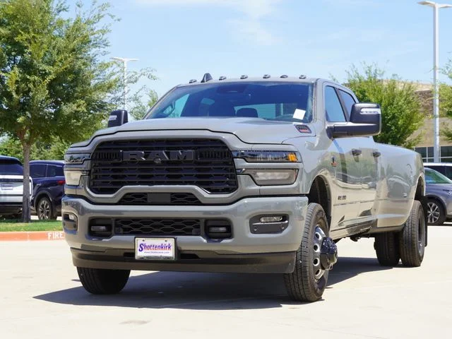 New 2027 Ceramic Gray Clear-Coat Exterior Paint RAM Big Horn image 4