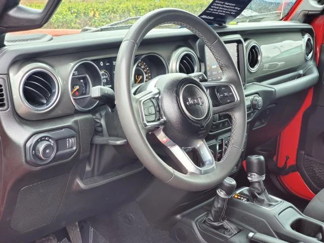 2023 Jeep Wrangler 4-Door Sahara - Photo 7