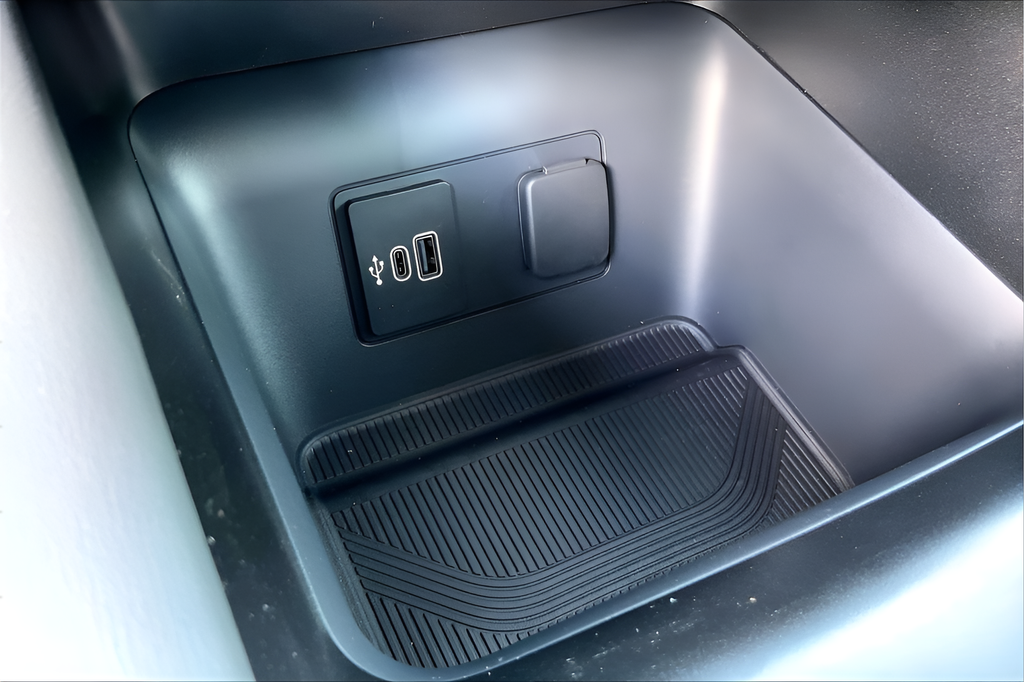 New 2026 Carbonized Gray Metallic Ford Active image 14
