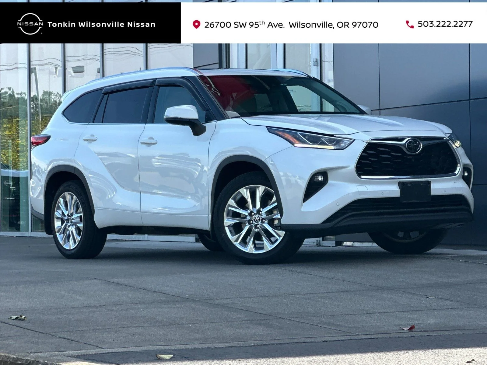 Used 2021 Blizzard Pearl Toyota Limited image 1