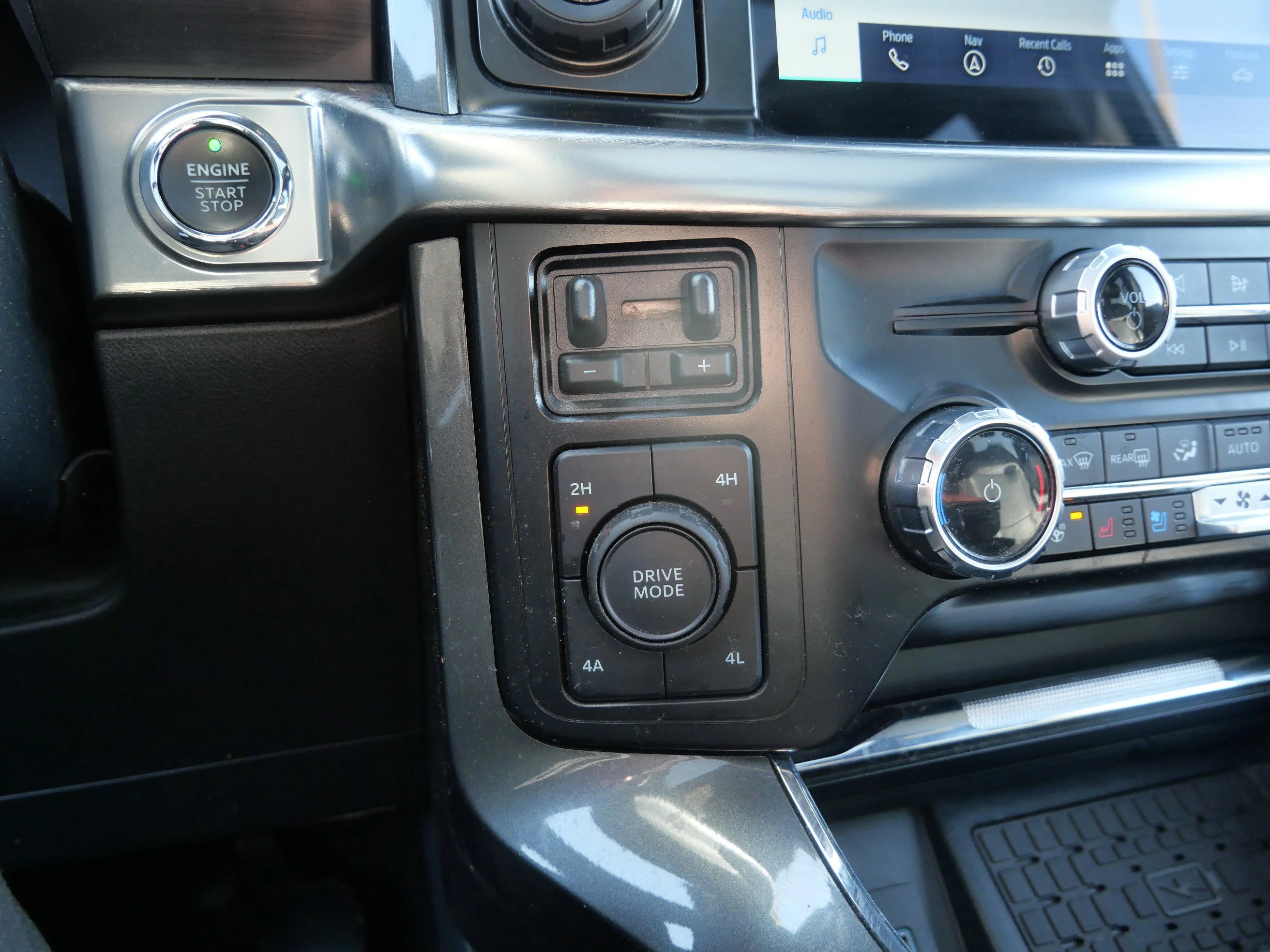 Certified Used 2023 Agate Black Metallic Ford LARIAT image 22