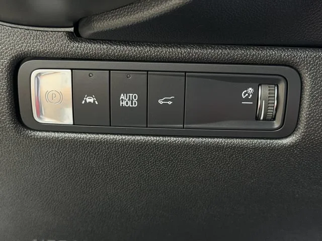 2024 Chevrolet Equinox EV RS - Photo 22