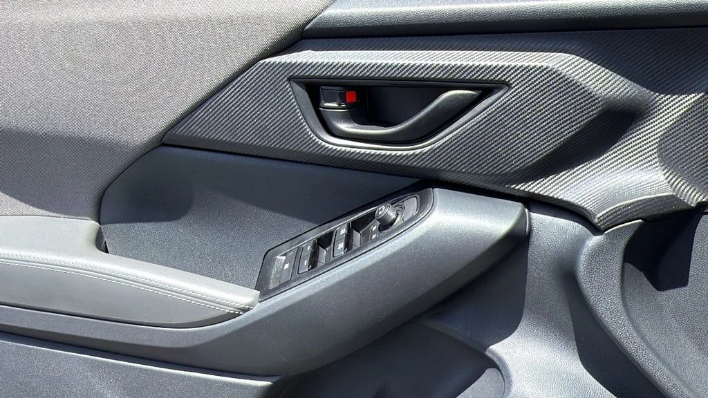New 2026 CRYSTAL WHITE PEARL Subaru Premium image 22