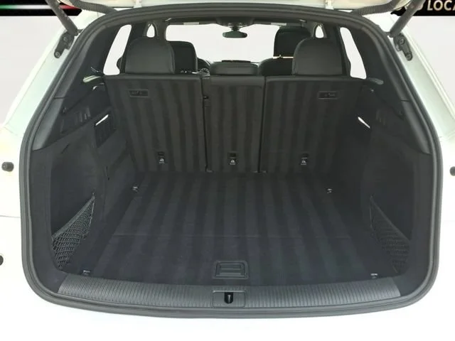 Used 2025  Audi S line Premium image 28