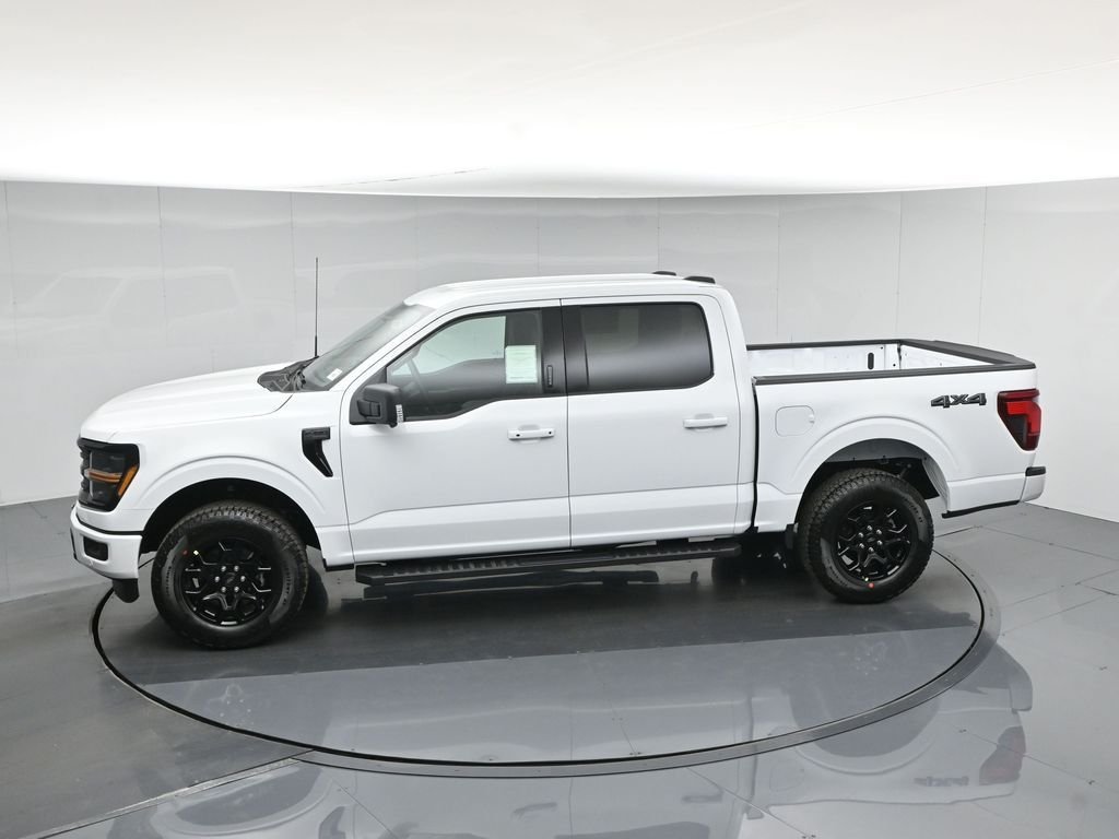 New 2026 Oxford White Ford XLT image 46