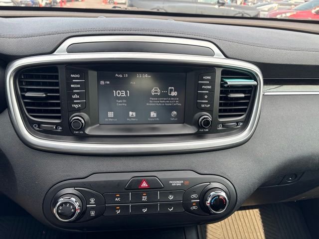 Used 2019 Titanium Silver Kia LX image 12