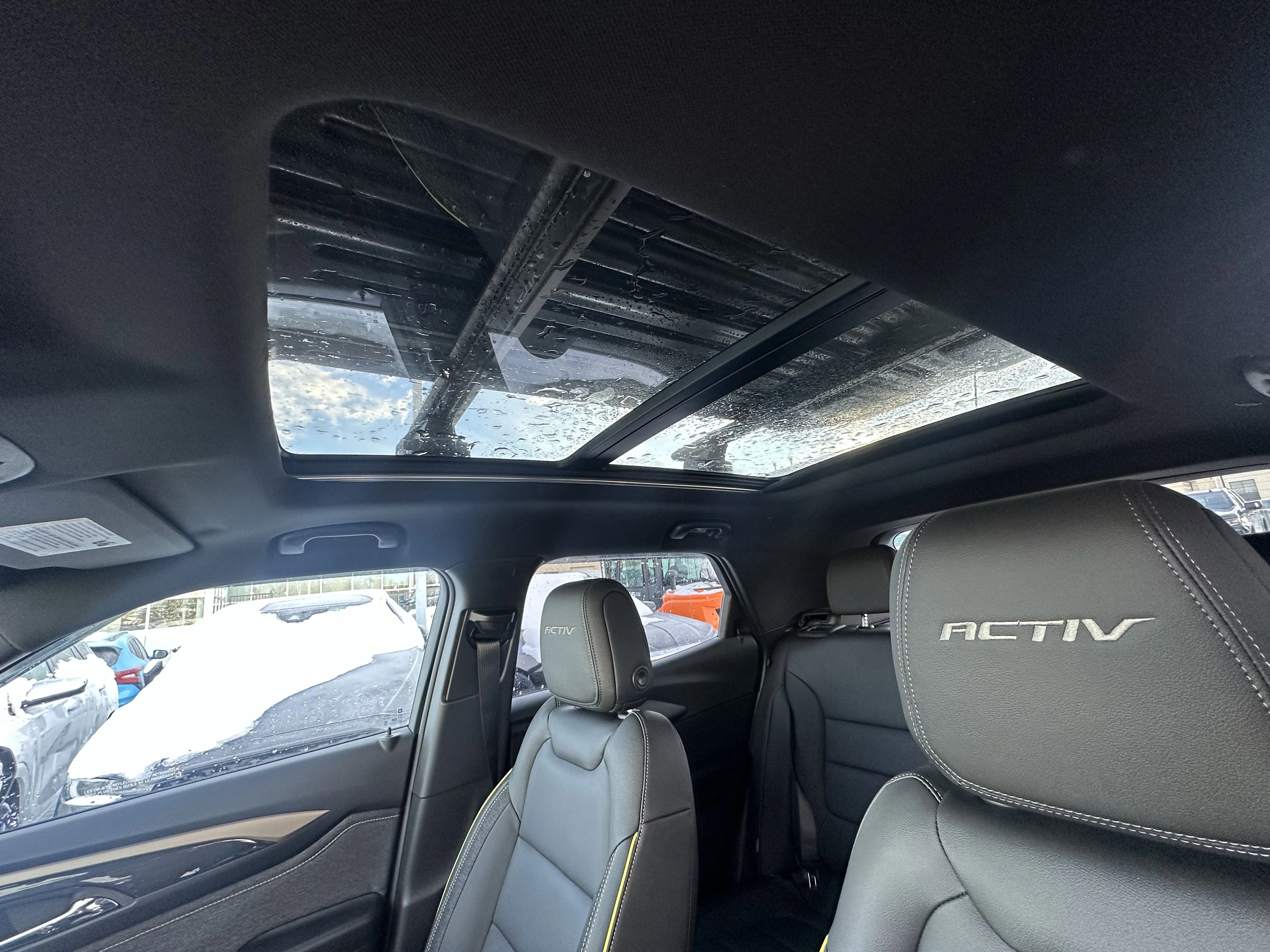 New 2026 Mosaic Black Metallic Chevrolet ACTIV image 19