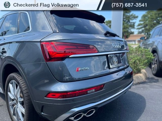 Used 2021 Daytona Gray Pearl Effect Audi Premium Plus quattro image 9