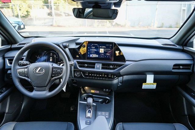 2026 Lexus UX Hybrid 300h F Sport Design - Photo 13