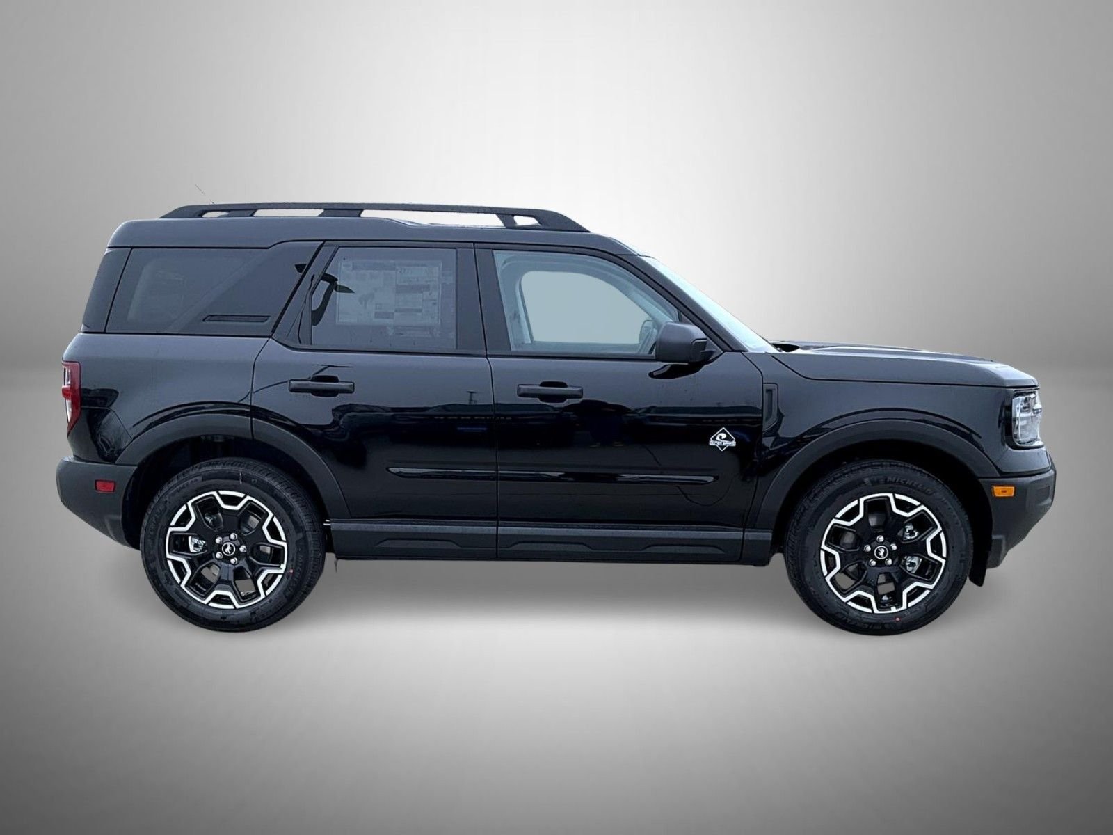 New 2026 Shadow Black Ford Outer Banks image 4