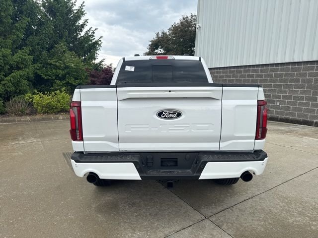 New 2026 Oxford White Ford Lariat® image 5