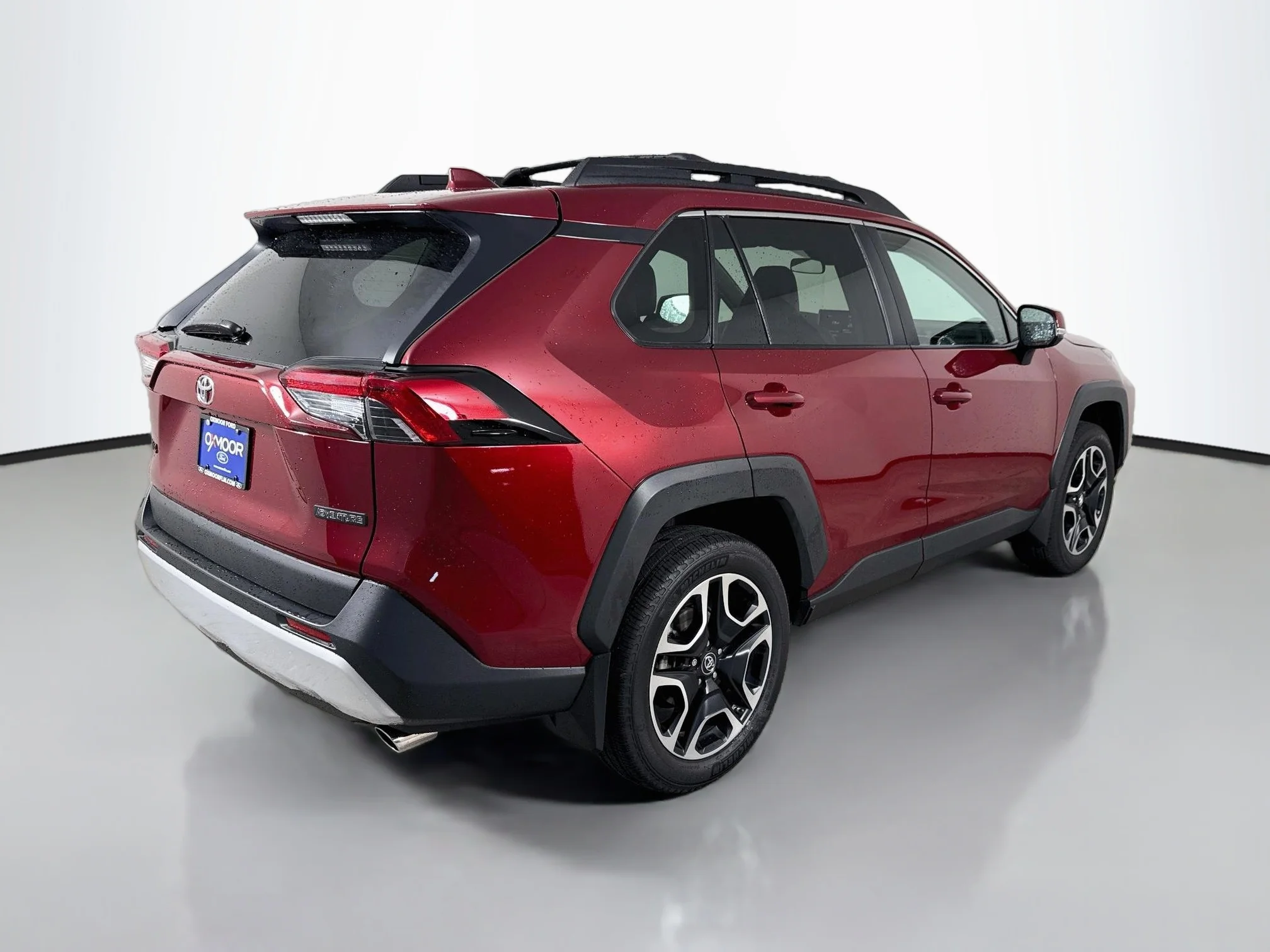 Used 2019 Ruby Flare Pearl Toyota Adventure image 7