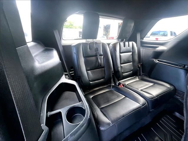 Used 2018 Gray Ford XLT image 29