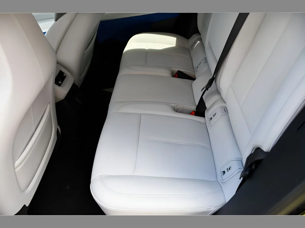 Used 2025 BLACK RAVEN Cadillac Sport image 16