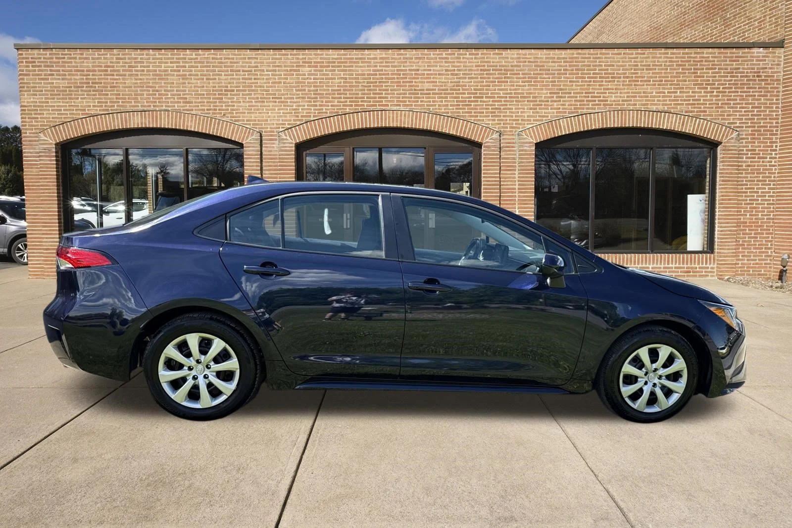 Used 2025 Blueprint Toyota LE image 2