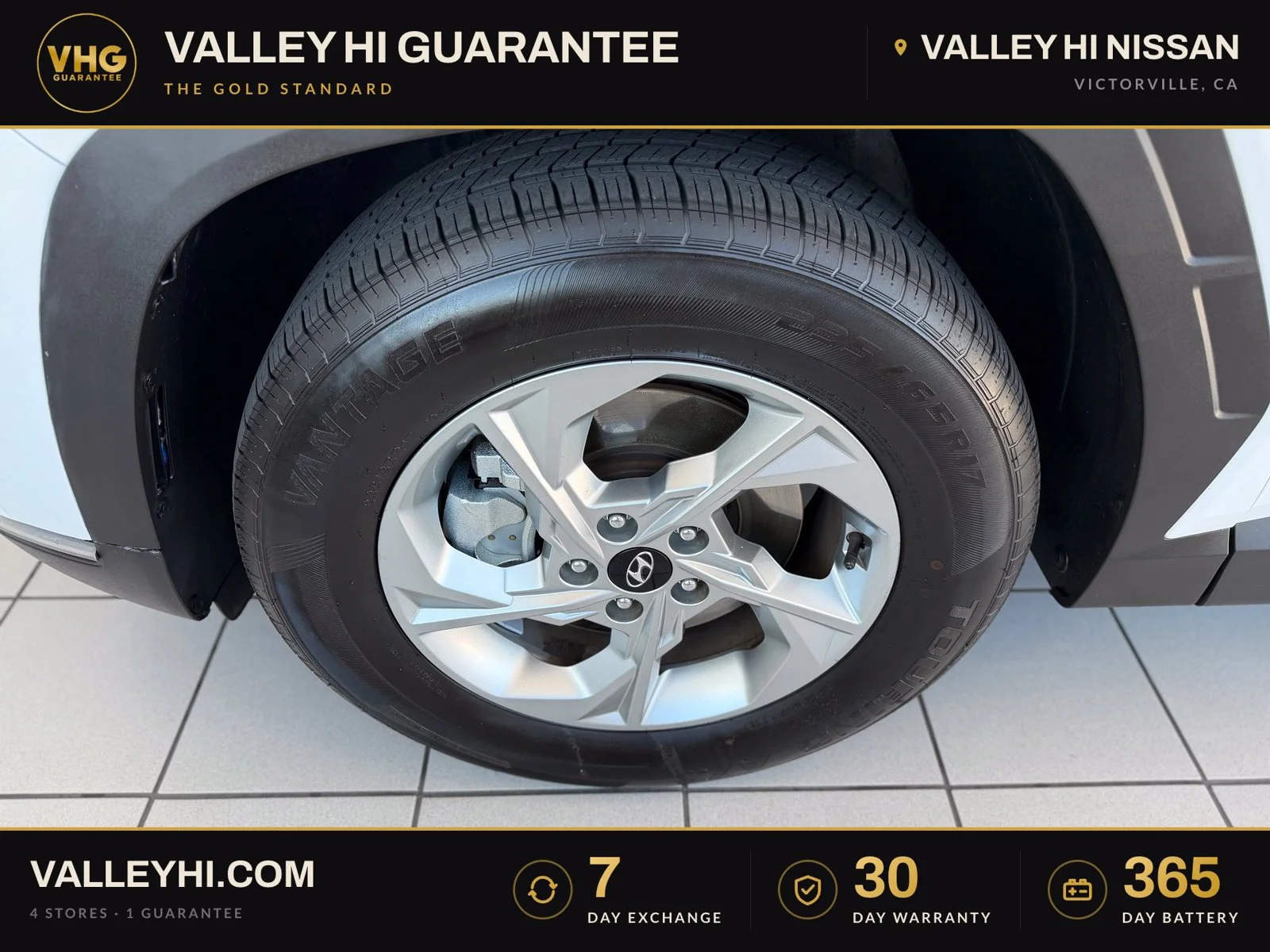 Used 2024 White Hyundai SEL image 11