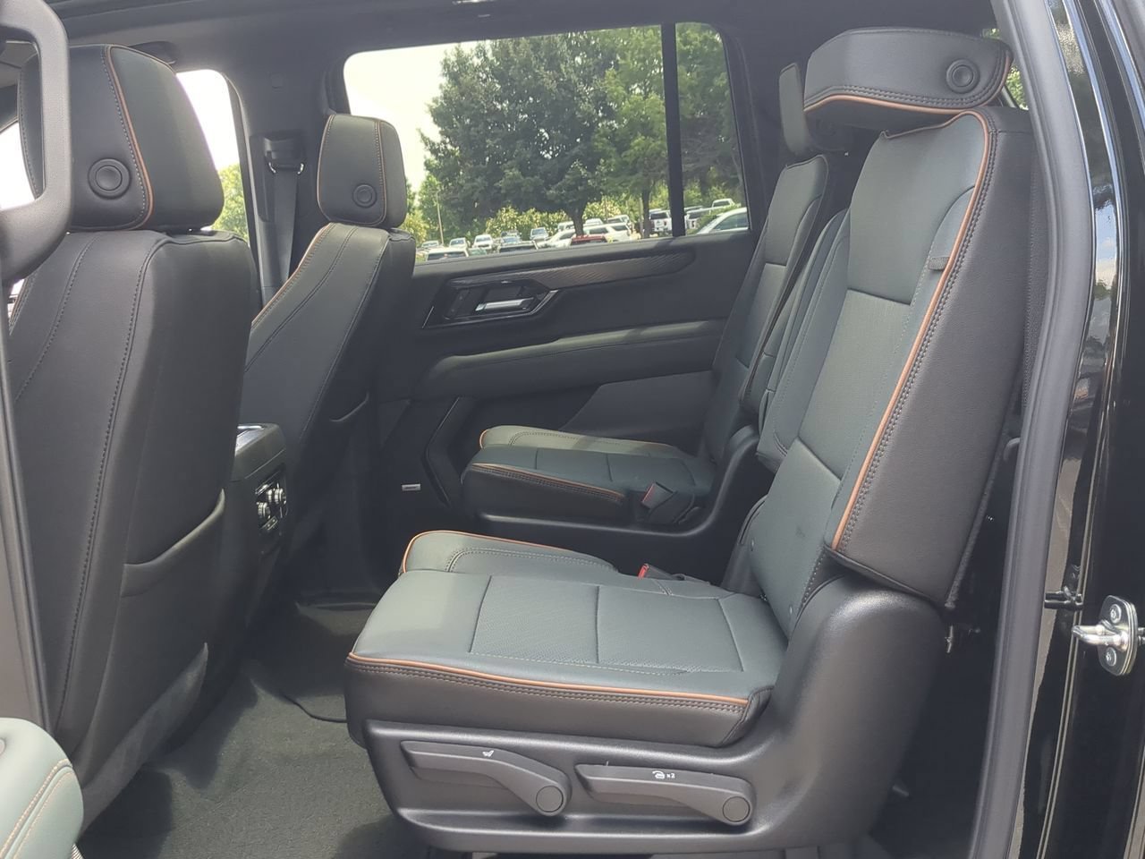 New 2026 Onyx Black GMC AT4 image 26