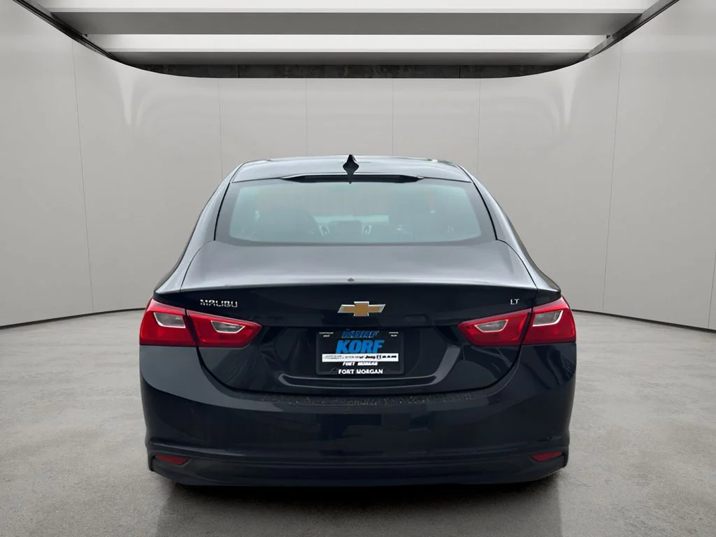 Used 2023 Mosaic Black Metallic Chevrolet LT image 4