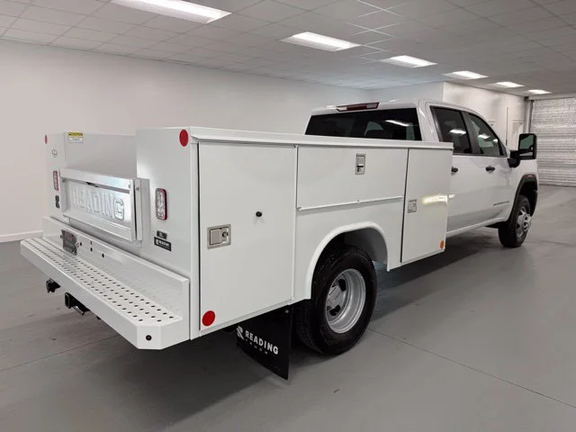 New 2026 Summit White GMC Pro image 6