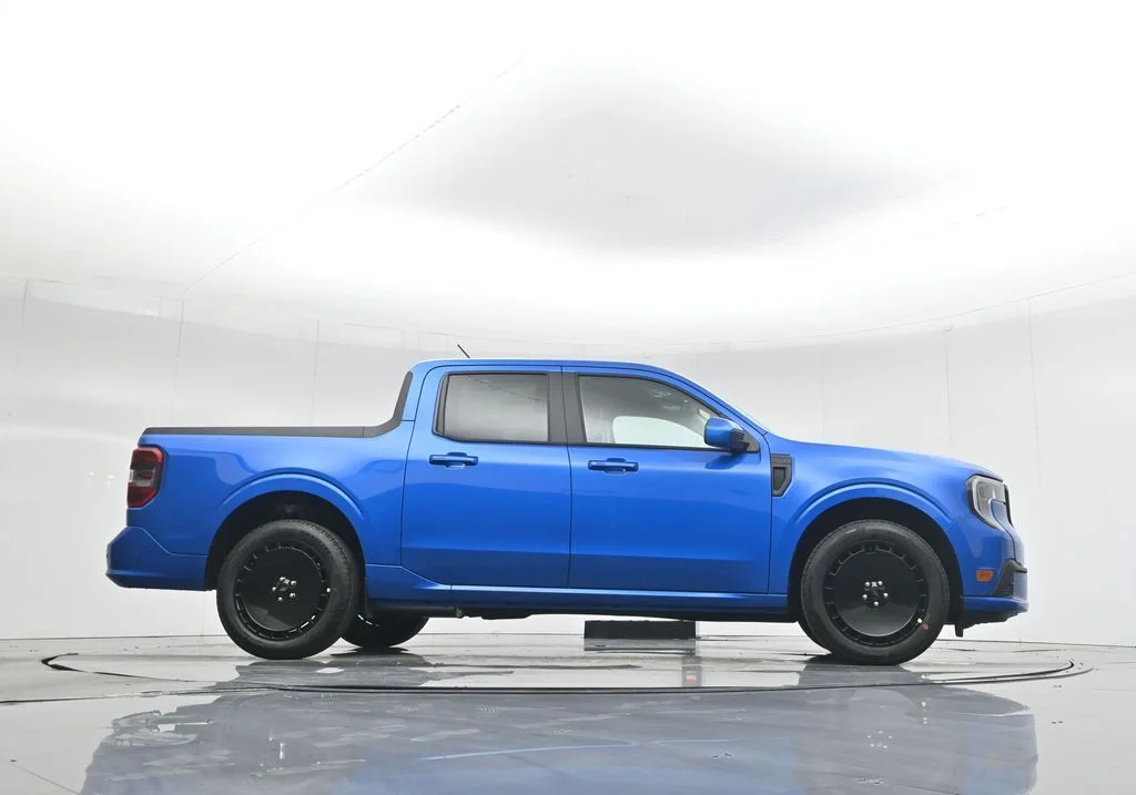 New 2025 Velocity Blue Ford Lobo Standard image 46