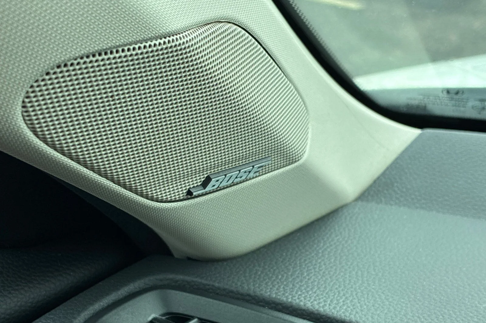 Used 2024 Platinum White Pearl Honda Touring image 37
