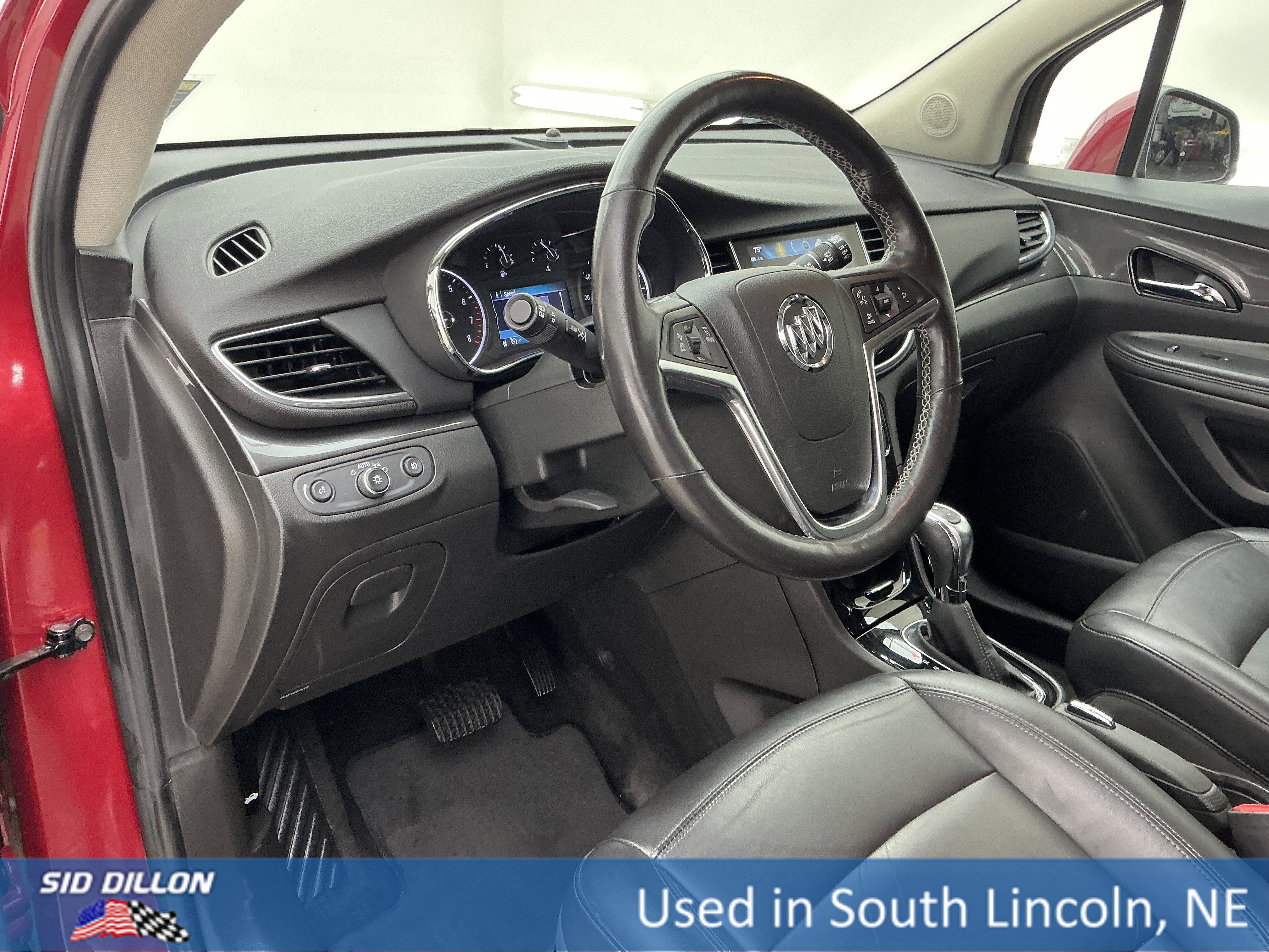 Used 2019 Winterberry Red Metallic Buick Essence image 16