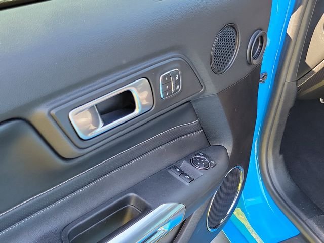 Used 2022 Blue Ford GT Premium image 8