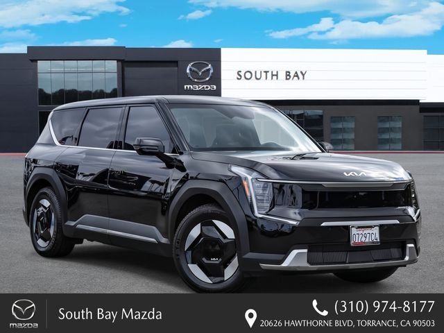 2024 Kia EV9 Light's photo