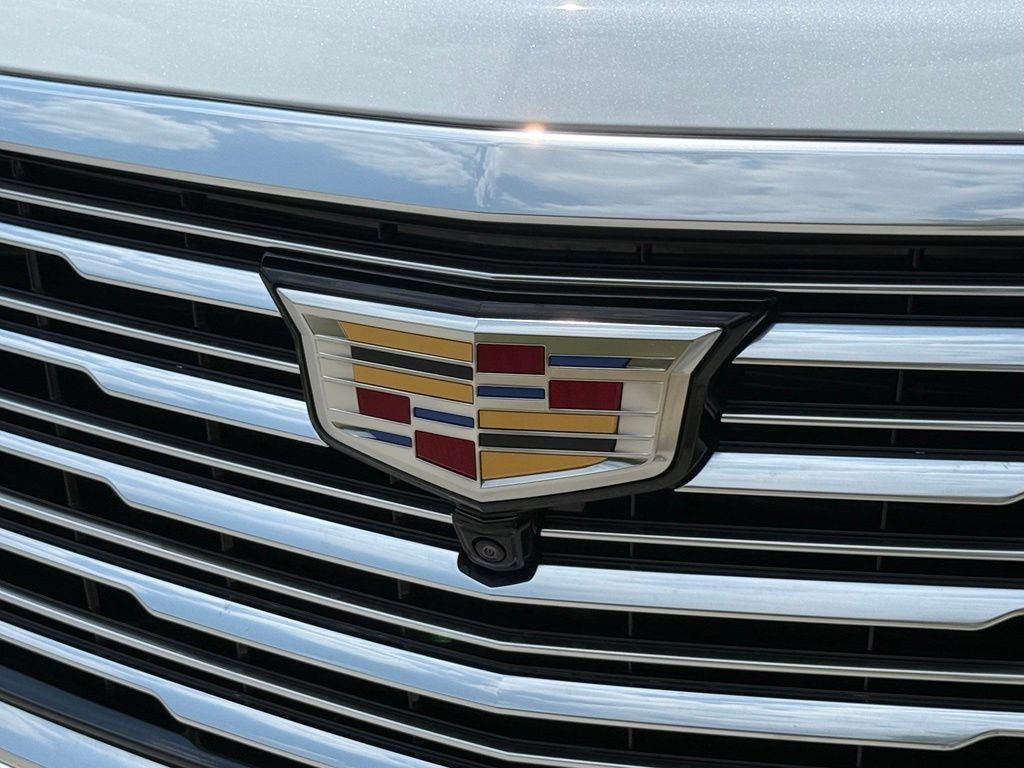 New 2026 Vibrant White Tricoat Cadillac Platinum Luxury image 7