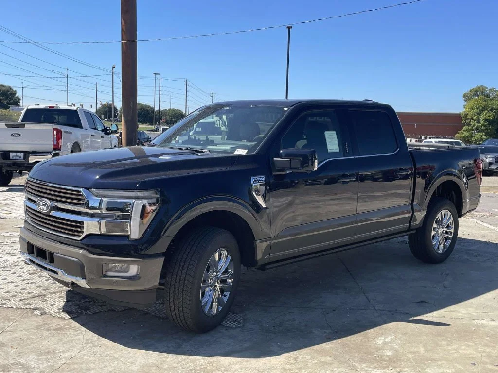 New 2026 Blue Ford King Ranch image 7