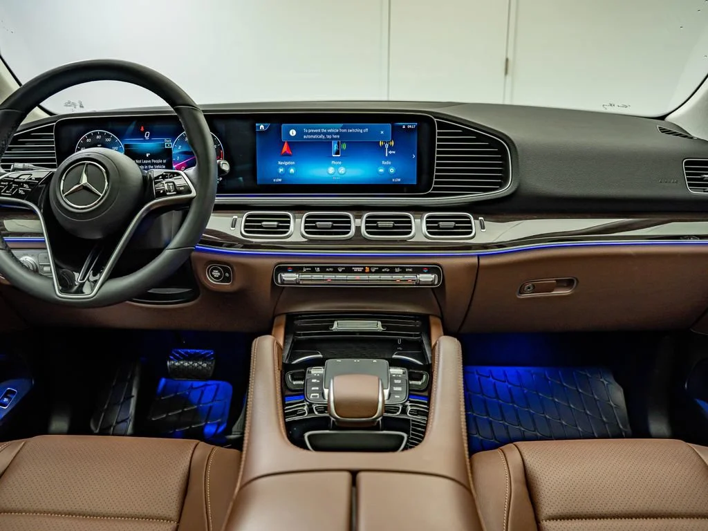 Certified Used 2026 Black Mercedes-Benz GLE 450 image 28